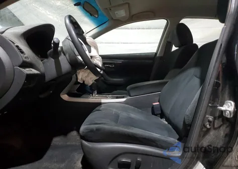 2015 Nissan Altima 2.5 z USA, uszkodzony, nr VIN 1N4AL3AP3FC224448